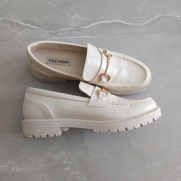 Steve Madden Cream Patent Loafers with Gold Accent - Picture 3 of 5
